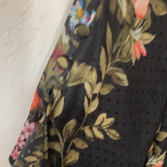 H & M dress - Picture 2 of 7